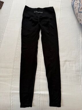 Alphalete Black Women’s High-Waist Leggings